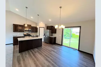 1004 26th Street Loop, Sartell, MN 56377 - Photo 4