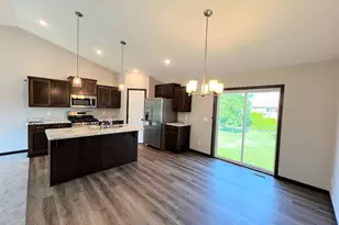 1004 26th Street Loop, Sartell, MN 56377 - Photo 4