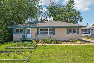 38804 8th Ave, North Branch, MN 55056 - Photo 1