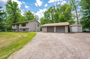26699 Evergreen Ln, Cohasset, MN 55721 - Photo 2