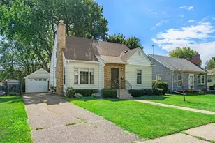 986 Galvin Ave, West Saint Paul, MN 55118 - Photo 2