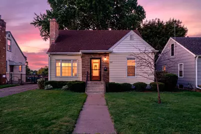 986 Galvin Avenue, West Saint Paul, MN 55118 - Photo 1