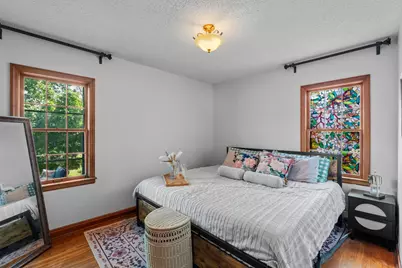 986 Galvin Avenue, West Saint Paul, MN 55118 - Photo 4