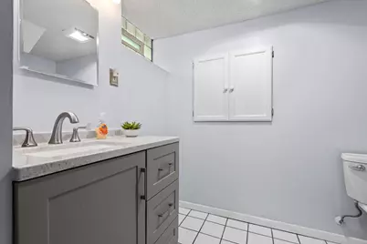 986 Galvin Avenue, West Saint Paul, MN 55118 - Photo 24