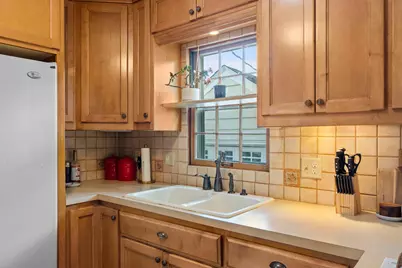986 Galvin Avenue, West Saint Paul, MN 55118 - Photo 8