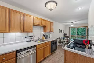 1645 Hickory Ln, Eagan, MN 55122 - Photo 8