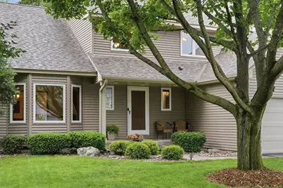 4085 Deerwood Trail, Eagan, MN 55122 - Photo 4