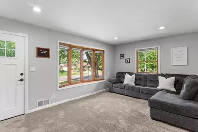 784 Mary Street N, Maplewood, MN 55119 - Photo 6
