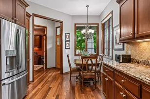 9385 Libby Ln, Eden Prairie, MN 55347 - Photo 12
