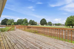 2073 Lydia Ave E, Maplewood, MN 55109 - Photo 30
