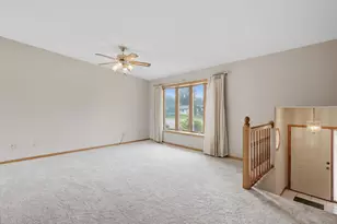 2073 Lydia Ave E, Maplewood, MN 55109 - Photo 2