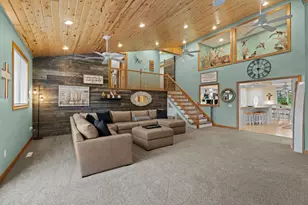 456 Vadnais Rd, Vadnais Heights, MN 55127 - Photo 16