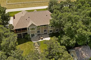 570 River Park Rd SE, Oronoco, MN 55960 - Photo 2