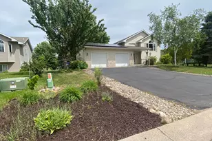 204 14th Ave S, Princeton, MN 55371 - Photo 1