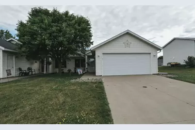 597 19th Street, Zumbrota, MN 55992 - Photo 2