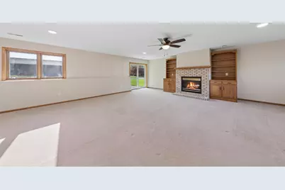 1193 Shawmut Street S, Shakopee, MN 55379 - Photo 14