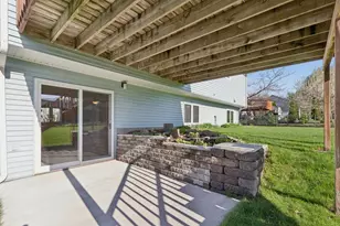 1193 Shawmut St S, Shakopee, MN 55379 - Photo 20
