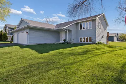 1193 Shawmut Street S, Shakopee, MN 55379 - Photo 4