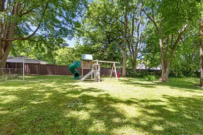 720 8th Avenue NW, Faribault, MN 55021 - Photo 8