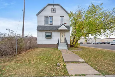 1028 Banks Avenue, Superior, WI 54880 - Photo 1