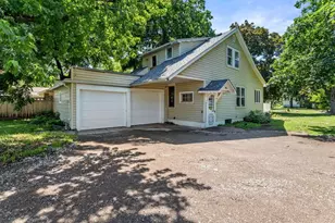 15240 9th Ave N, Plymouth, MN 55447 - Photo 2