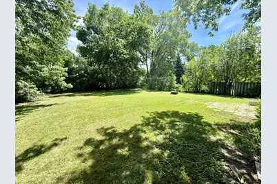 308 17th Street NW, Willmar, MN 56201 - Photo 2
