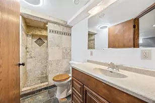 1951 Fremont Ave E, Saint Paul, MN 55119 - Photo 18