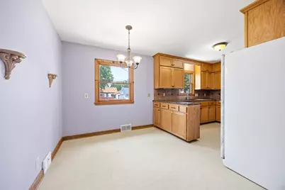 1951 Fremont Avenue E, Saint Paul, MN 55119 - Photo 10