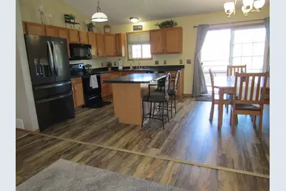 217 London Road, Marshall, MN 56258 - Photo 8