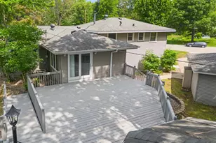 10500 Vessey Rd, Bloomington, MN 55437 - Photo 14