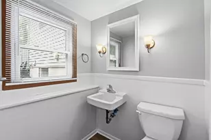 10500 Vessey Rd, Bloomington, MN 55437 - Photo 22
