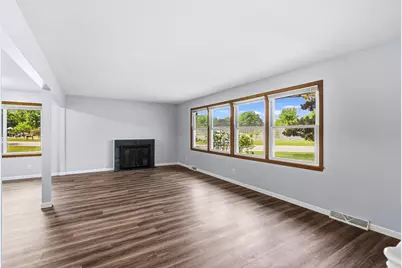 10500 Vessey Road, Bloomington, MN 55437 - Photo 8
