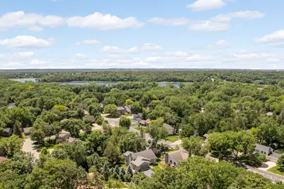 8713 Lakeview Circle, Bloomington, MN 55438 - Photo 6