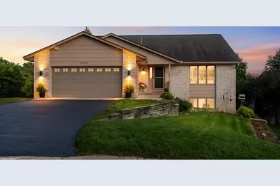 8713 Lakeview Circle, Bloomington, MN 55438 - Photo 2