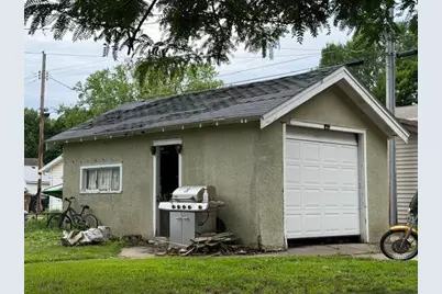 103 S 8th Street, Montevideo, MN 56265 - Photo 10
