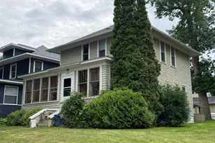 103 S 8th St, Montevideo, MN 56265 - Photo 2
