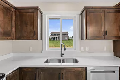 829 N Grant Street, Ellsworth, WI 54011 - Photo 16