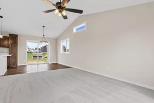 829 N Grant St, Ellsworth, WI 54011 - Photo 10