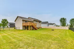 37621 Hawthorne Ave, North Branch, MN 55056 - Photo 22