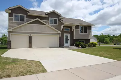 37621 Hawthorne Avenue, North Branch, MN 55056 - Photo 1