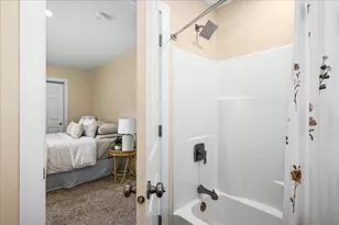 4124 W Calvary Rd, Duluth, MN 55803 - Photo 14