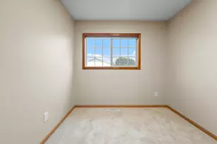 6333 Saddlebred Way, Forest Lake, MN 55025 - Photo 8