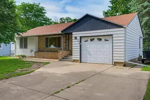 735 E 4th St, Litchfield, MN 55355 - Photo 1