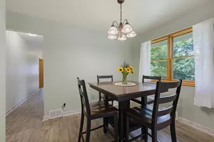 735 E 4th St, Litchfield, MN 55355 - Photo 6
