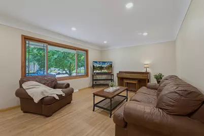 735 E 4th Street, Litchfield, MN 55355 - Photo 4