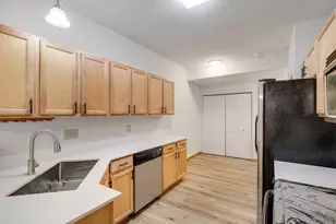 966 Princeton Ave, Shakopee, MN 55379 - Photo 10