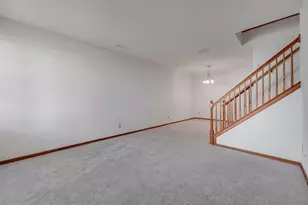 966 Princeton Ave, Shakopee, MN 55379 - Photo 8