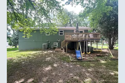 1301 9th Street SE, Willmar, MN 56201 - Photo 2