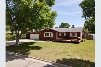 1020 11th Street SW, Wadena, MN 56482 - Photo 1