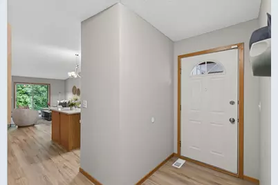 5831 Lake Curve Lane, Brooklyn Center, MN 55429 - Photo 12